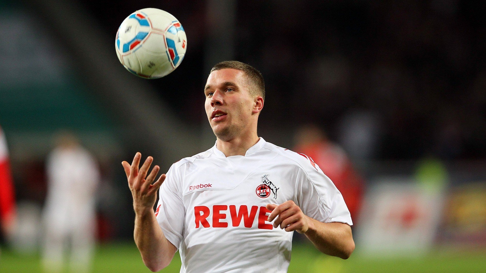 开云平台-法甲明星闪耀：个人能力的极致演绎，法甲有谁